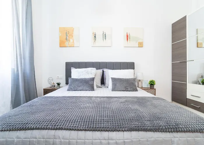 Kanevaro 1 - Chania Old Town * Chania (Crete)